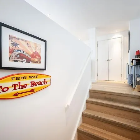 1 Ocean Gate In Newquay Holiday home